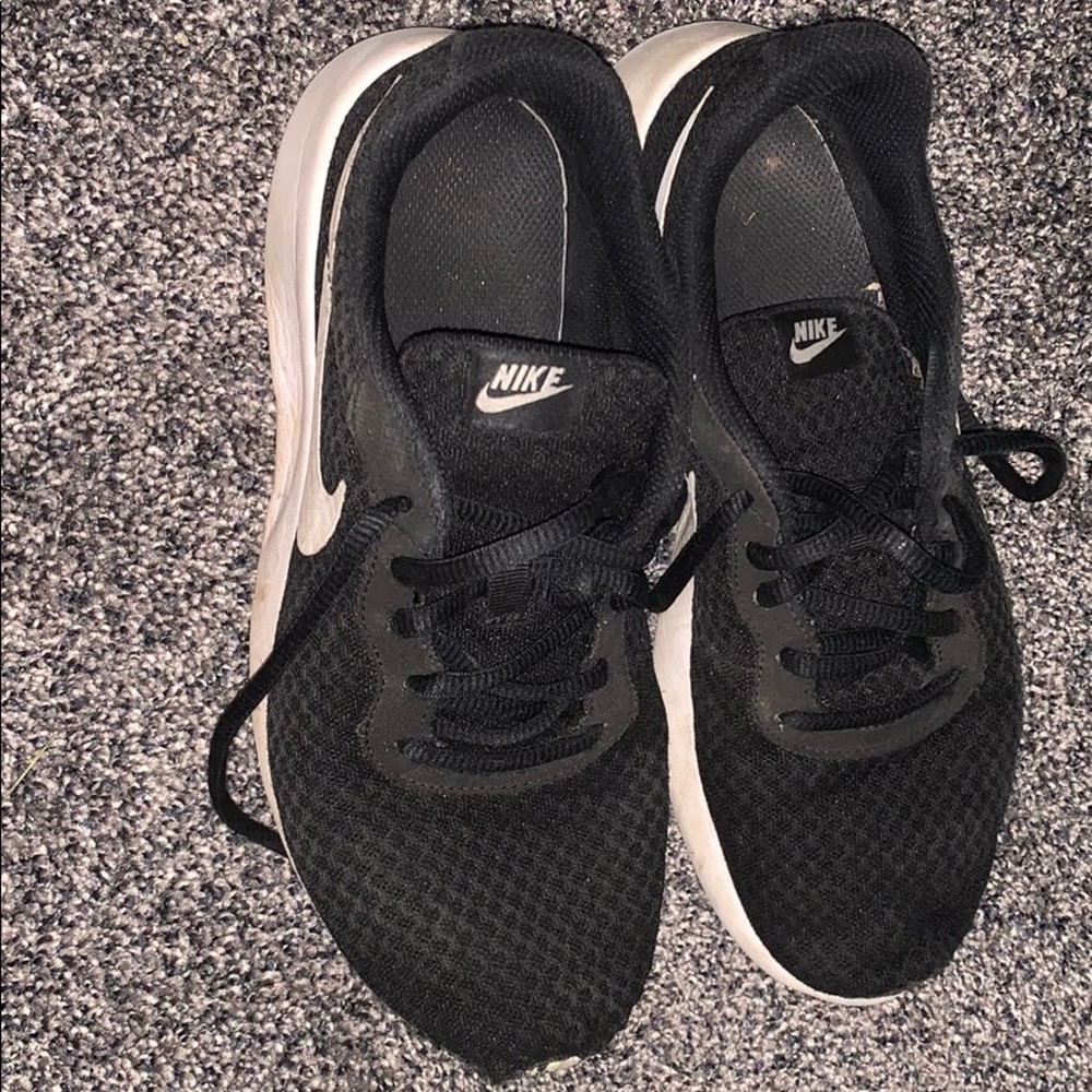 Nike size 6Y